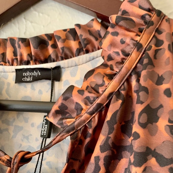 Ruffle Collar Tiered Sateen Maxi Dress - Picture 6 of 8